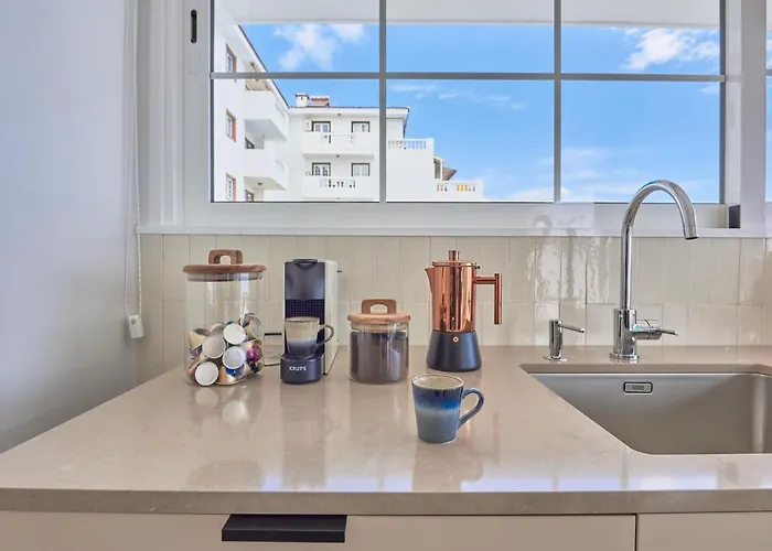 דירה Sunrise On The Ocean 2