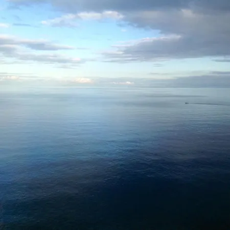 Sunrise On The Ocean 2 公寓 坎德拉里亚