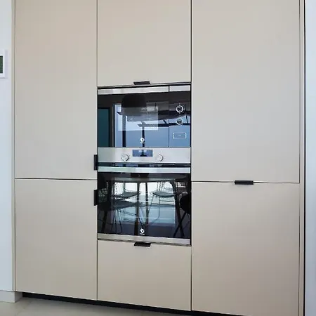 Sunrise On The Ocean 2 Apartment *