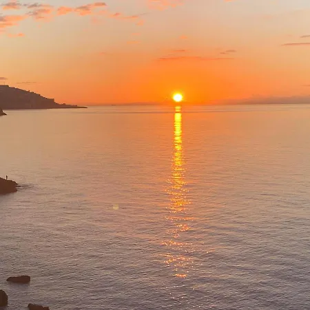 公寓 Sunrise On The Ocean 2 坎德拉里亚